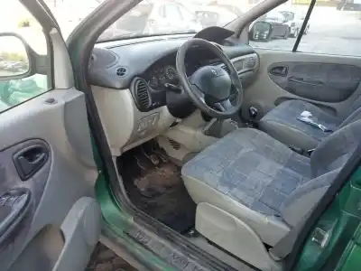 Scrapping Vehicle renault scenic rx4 (ja0) 1.9 dci salomon of the year 2000 powered f9q k7