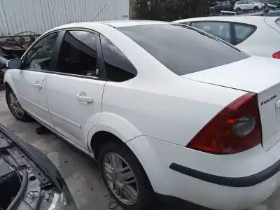 Veicolo di demolizione ford focus berlina (cap) ghia dell'anno 2005 alimentato g6db