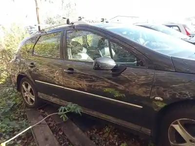 Vehicul casat peugeot 407 sw st confort pack al anului 2005 alimentat rhr