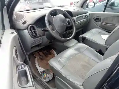 Scrapping Vehicle renault                                            scenic (ja..)                                                                                                                                                                                                                                              1.9 dci authentique of the year 2002 powered f9q k7