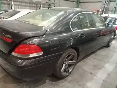 Sloopvoertuig bmw serie 7 (e65/e66) 745li van het jaar 2003 aangedreven n62b44