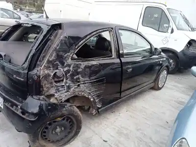 Sloopvoertuig opel corsa c blue line van het jaar 2006 aangedreven z12xep