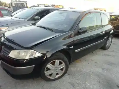 Veículo de Sucata RENAULT MEGANE II BERLINA 5P Confort Authentique do ano 2003 alimentado K9KD7