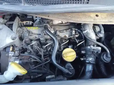 Scrapping Vehicle renault scenic ii authentique of the year 2004 powered f9qd8