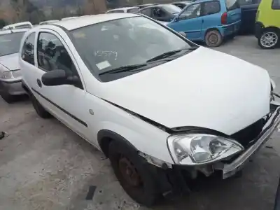 Veicolo di demolizione OPEL CORSA C Club dell'anno 2001 alimentato Z10XE