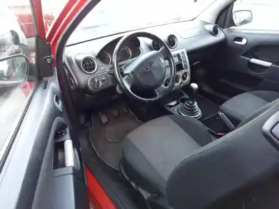 Veículo de Sucata ford fiesta (cbk) ambiente do ano 2005 alimentado hhja