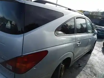 Здавання транспортного засобу ssangyong rodius xdi року 2010 потужний d27dt