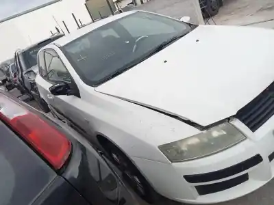 Здавання транспортного засобу fiat stilo (192) 1.9 jtd cat року 0 потужний 192a1000
