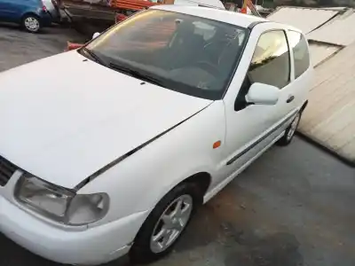 Hurda Aracı VOLKSWAGEN POLO BERLINA (6N1) Básico Yılın 1997 güçlü AEF