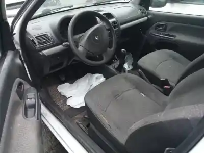 Здавання транспортного засобу renault clio ii fase ii (b/cb0) campus року 2008 потужний k9k 17