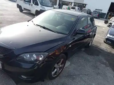 Veículo de Sucata mazda 3 berlina (bk) 1.6 cd diesel cat do ano 2005 alimentado y6