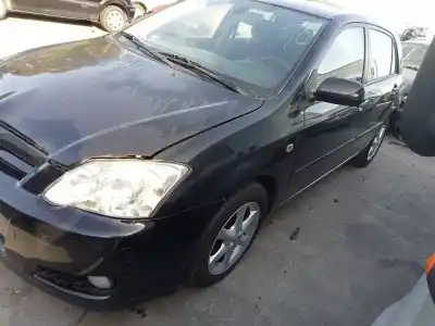 Veículo de Sucata toyota corolla (e12) 2.0 d-4d linea luna berlina do ano 2006 alimentado 1cdftv