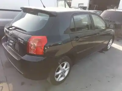 Veículo de Sucata toyota corolla (e12) 2.0 d-4d linea luna berlina do ano 2006 alimentado 1cdftv