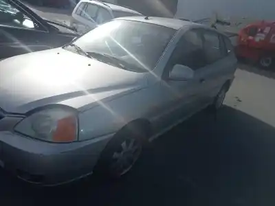 Veículo de Sucata kia rio rs berlina do ano 2002 alimentado a3e