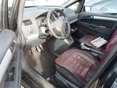 Veículo de Sucata opel zafira b cosmo do ano 2007 alimentado z19dt