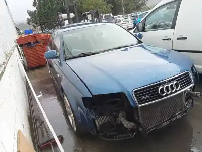 Sloopvoertuig audi a4 berlina (8e) 2.5 v6 24v tdi van het jaar 2004 aangedreven bau