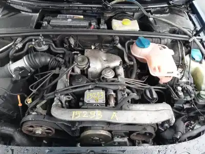 Sloopvoertuig audi a4 berlina (8e) 2.5 v6 24v tdi van het jaar 2004 aangedreven bau