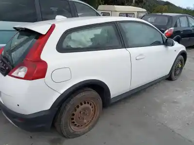 Veículo de Sucata volvo c30 1.6 d do ano 2009 alimentado d4164t