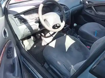 Veículo de Sucata citroen c5 berlina 2.0 hdi sx do ano 2001 alimentado rhz