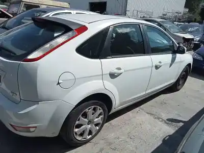 Sloopvoertuig ford focus lim. (cb4) titanium van het jaar 2010 aangedreven g8db