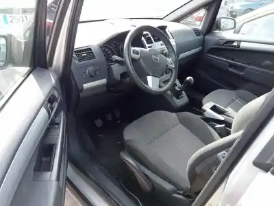Veículo de Sucata opel zafira b cosmo do ano 2009 alimentado z16xer