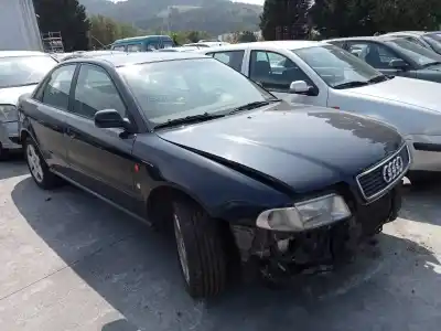 Veículo de Sucata AUDI A4 BERLINA (B5) 1.8 do ano 1995 alimentado AEB
