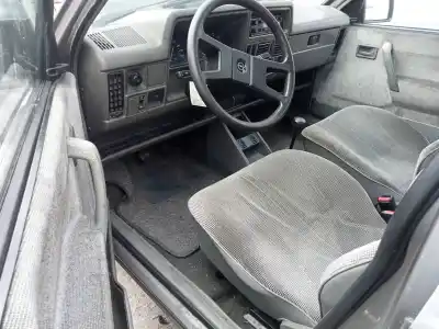 Veicolo di demolizione opel corsa a gl dell'anno 1990 alimentato 12s