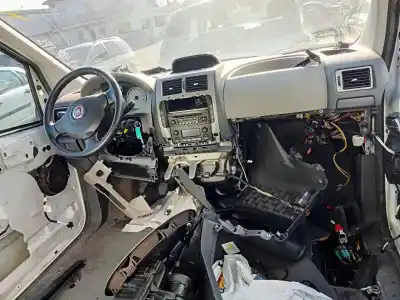 Здавання транспортного засобу fiat scudo furgón (272) 10 l1h1 130 multijet року 2012 потужний rh02