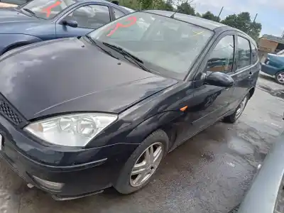 Scrapping Vehicle ford focus berlina (cak) ghia of the year 2001 powered f9da