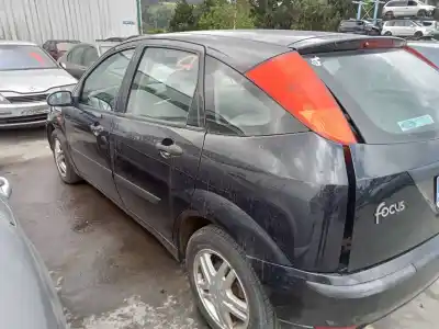 Scrapping Vehicle ford focus berlina (cak) ghia of the year 2001 powered f9da