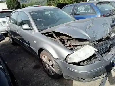 Veículo de Sucata volkswagen                                         passat berlina (3b3)                                                                                                                                                                                                                                       advance                                                                                                                                                                                                                                                    do ano 2003 alimentado avf