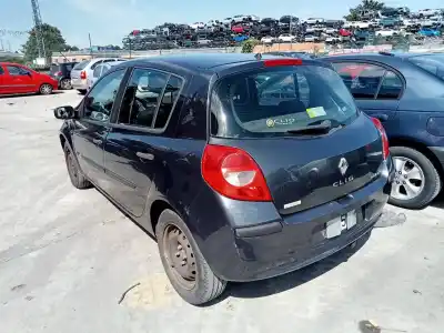 Sloopvoertuig renault clio iii confort dynamique van het jaar 2006 aangedreven k9k764