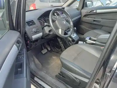 Veicolo di demolizione opel zafira b cosmo dell'anno 2007 alimentato z18xer