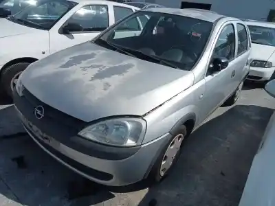 Veicolo di demolizione OPEL CORSA C Club dell'anno 2002 alimentato Z10XE