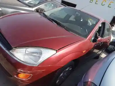 Verschrottungsfahrzeug FORD FOCUS BERLINA (CAK) Ghia des Jahres 1999 angetrieben FYDA
