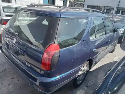 Veículo de Sucata peugeot                                            306 break                                                                                                                                                                                                                                                  boulebard                                                                                                                                                                                                                                                  do ano 2001 alimentado wjy