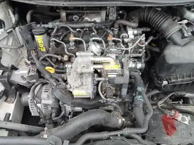 Sloopvoertuig toyota auris active van het jaar 2010 aangedreven 1nd