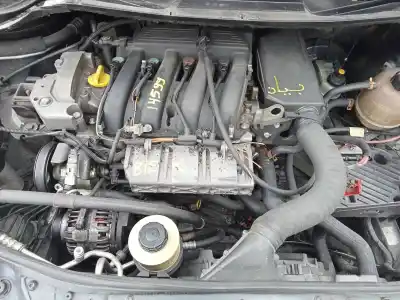 Veicolo di demolizione renault scenic (ja..) 1.6 16v authentique (ja0b/11) dell'anno 2001 alimentato k4m a7