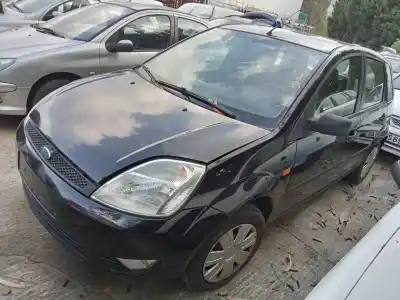 Veicolo di demolizione ford fiesta (cbk) ambiente dell'anno 2002 alimentato fxjb