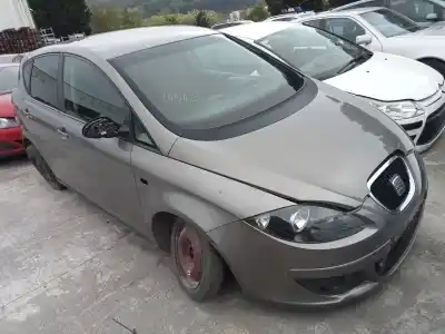Veículo de Sucata SEAT TOLEDO (5P2) Exclusive do ano 2004 alimentado BKD