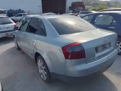 Sloopvoertuig audi a4 berlina (8e) 1.9 tdi (96kw) van het jaar 2001 aangedreven awx