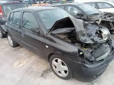 Утилизация автомобиля RENAULT CLIO II FASE II (B/CB0) Authentique года 2003 питание D7F G7
