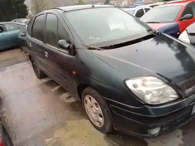 Scrapping Vehicle RENAULT SCÉNIC I MONOSPACE (JA0/1_, FA0_) 1.9 dTi (JA1U) of the year 2001 powered F9Q Q7