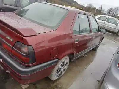 Sloopvoertuig renault 19 hatchback (b/c53) gtd van het jaar 1995 aangedreven 