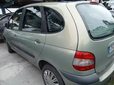 Scrapping Vehicle renault scénic i monospace (ja0/1_, fa0_) 1.9 dti (ja1u) of the year 2003 powered f9q q7