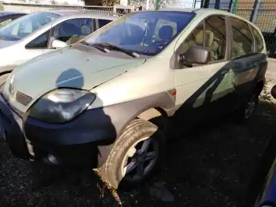 Scrapping Vehicle renault scenic rx4 (ja0) 1.9 dci salomon of the year 2002 powered f9q k7