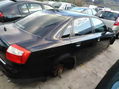 Veicolo di demolizione audi a4 berlina (8e) 1.8 t sport edition dell'anno 2001 alimentato avj