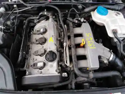 Veicolo di demolizione audi a4 berlina (8e) 1.8 t sport edition dell'anno 2001 alimentato avj
