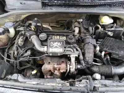 Veicolo di demolizione citroen c2 x dell'anno 2004 alimentato 8hx