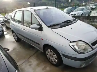 Scrapping Vehicle renault scenic (ja..) 1.9 dci authentique of the year 2002 powered f9q k7